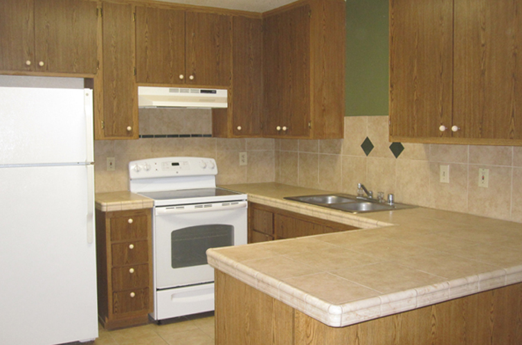 This gourmet kitchens can be viewed in person at the Willow Run Apartments, so make a reservation and stop in today.